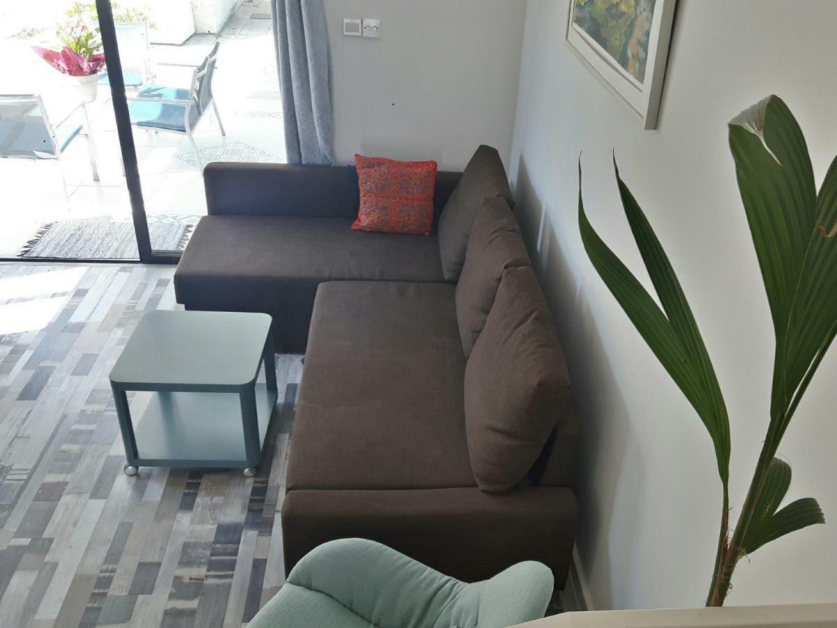 Kermia Beach Apartment Larnaca Exterior photo